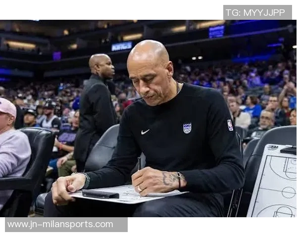 克里斯蒂本赛季三分命中率高达459成为200次出手球员中的最佳射手