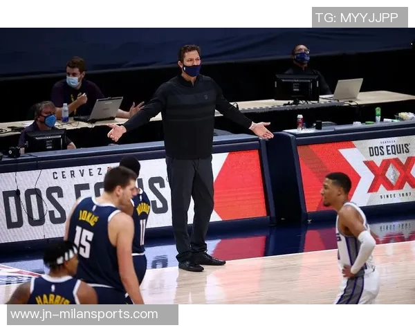 NBA赛事分析：快船客场逆袭爵士掘金鏖战活塞雷霆轻取鹈鹕